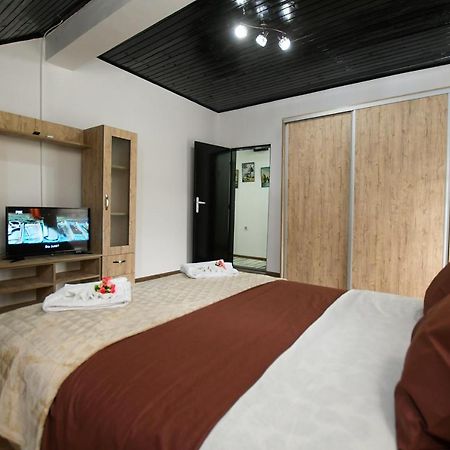 Apartman Pejovic Kladovo Esterno foto